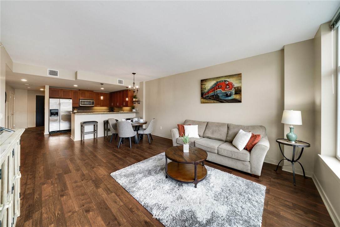 1515 Dock Street - Photo 1
