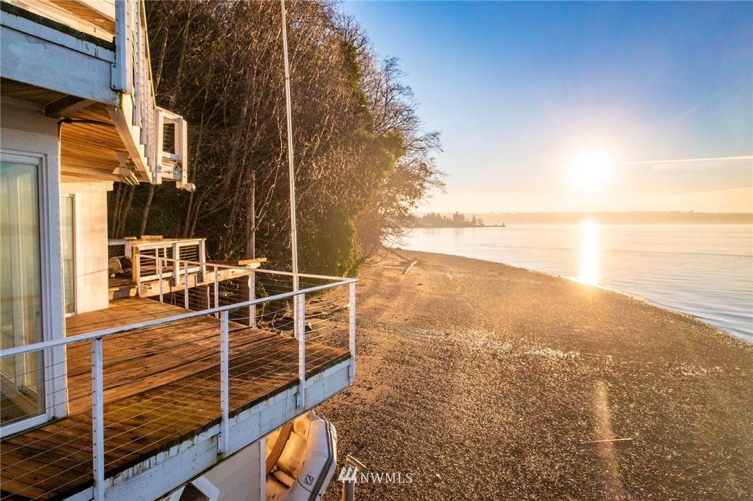 6520 Whitman Street - Photo 1