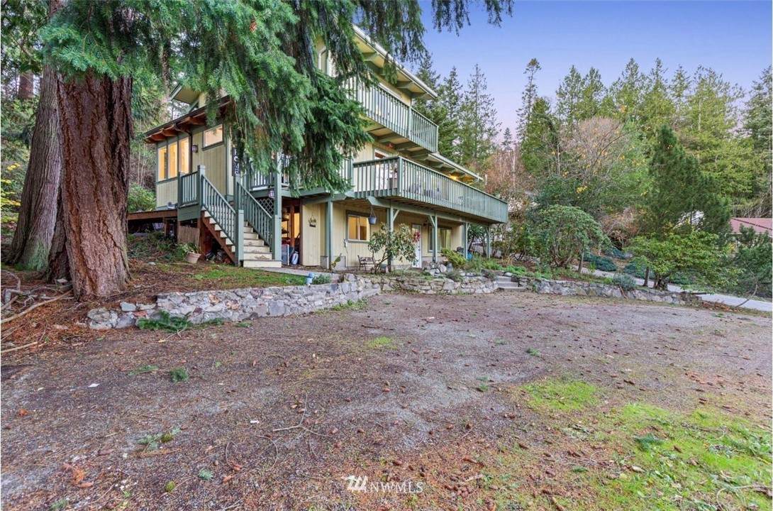 623 Nehalem Lane - Photo 1