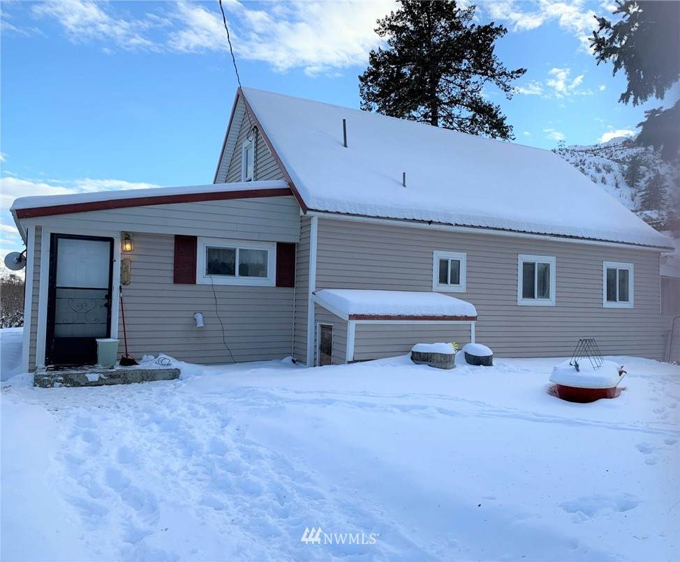 1671 Highway 7 - Photo 1