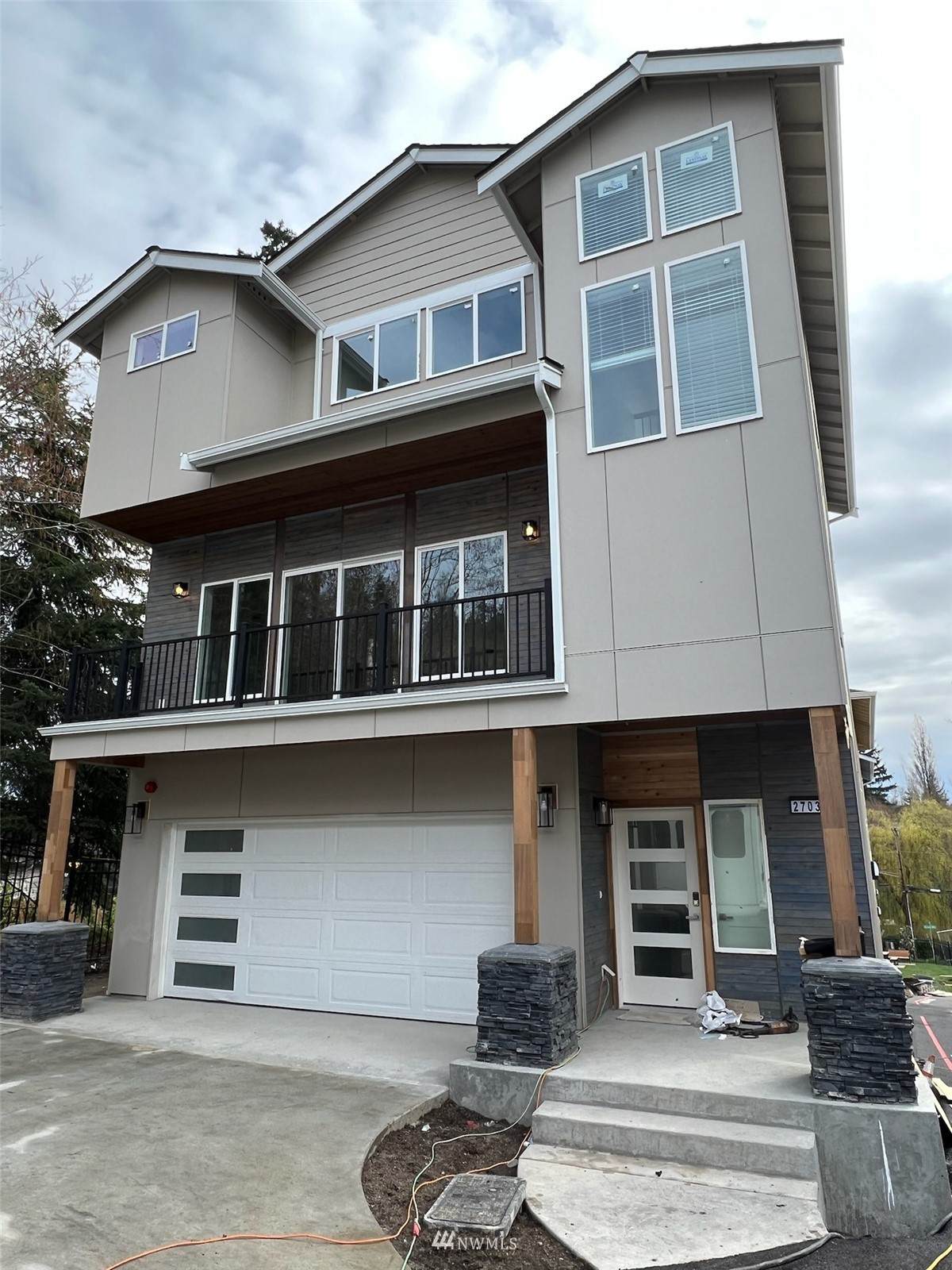 2616 151st Street - Photo 1