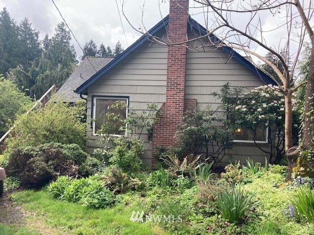 1321 Woodard Avenue - Photo 1