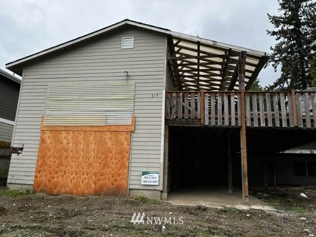 312 128th Street - Photo 1