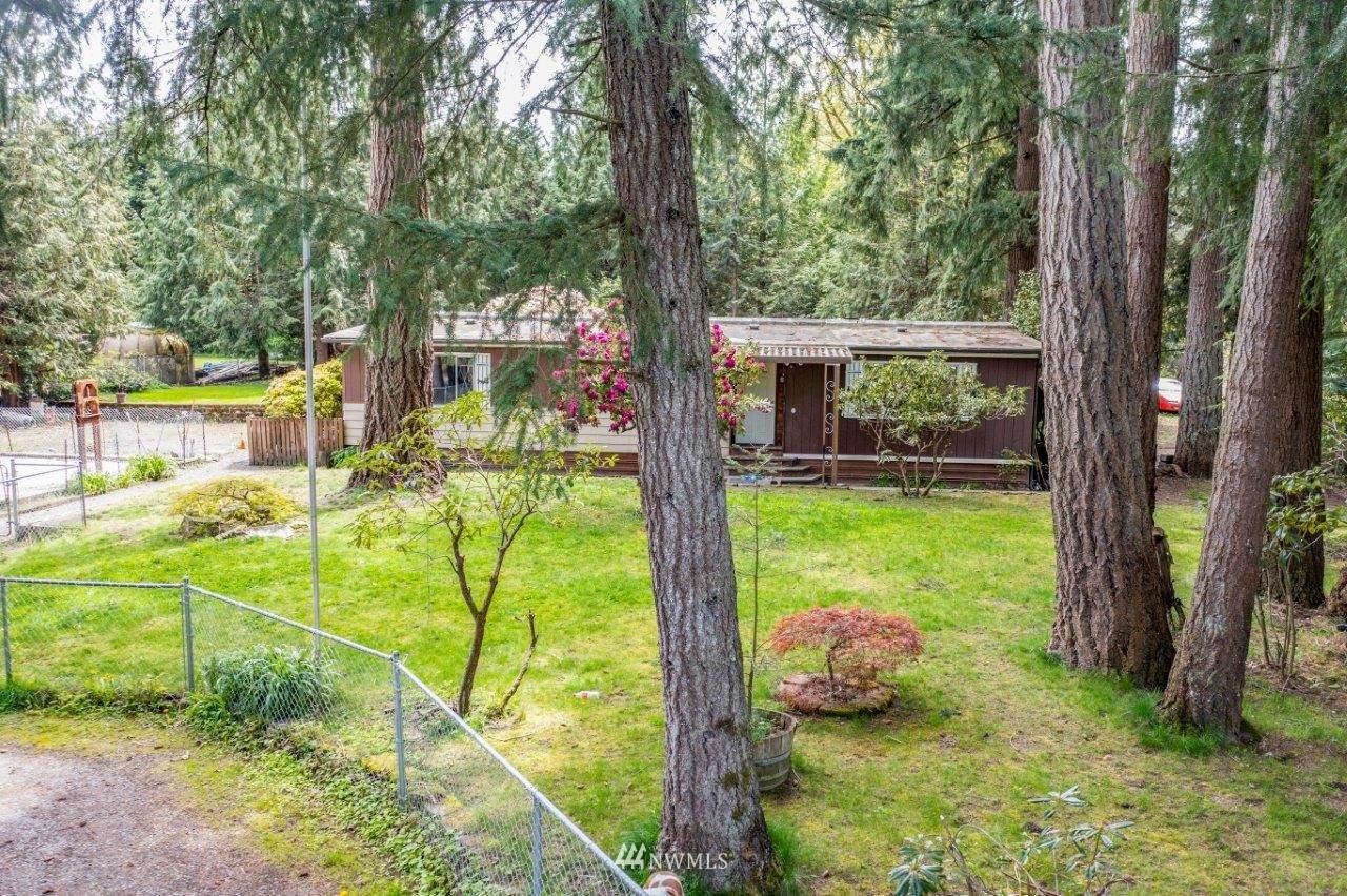 22611 184th Street - Photo 1