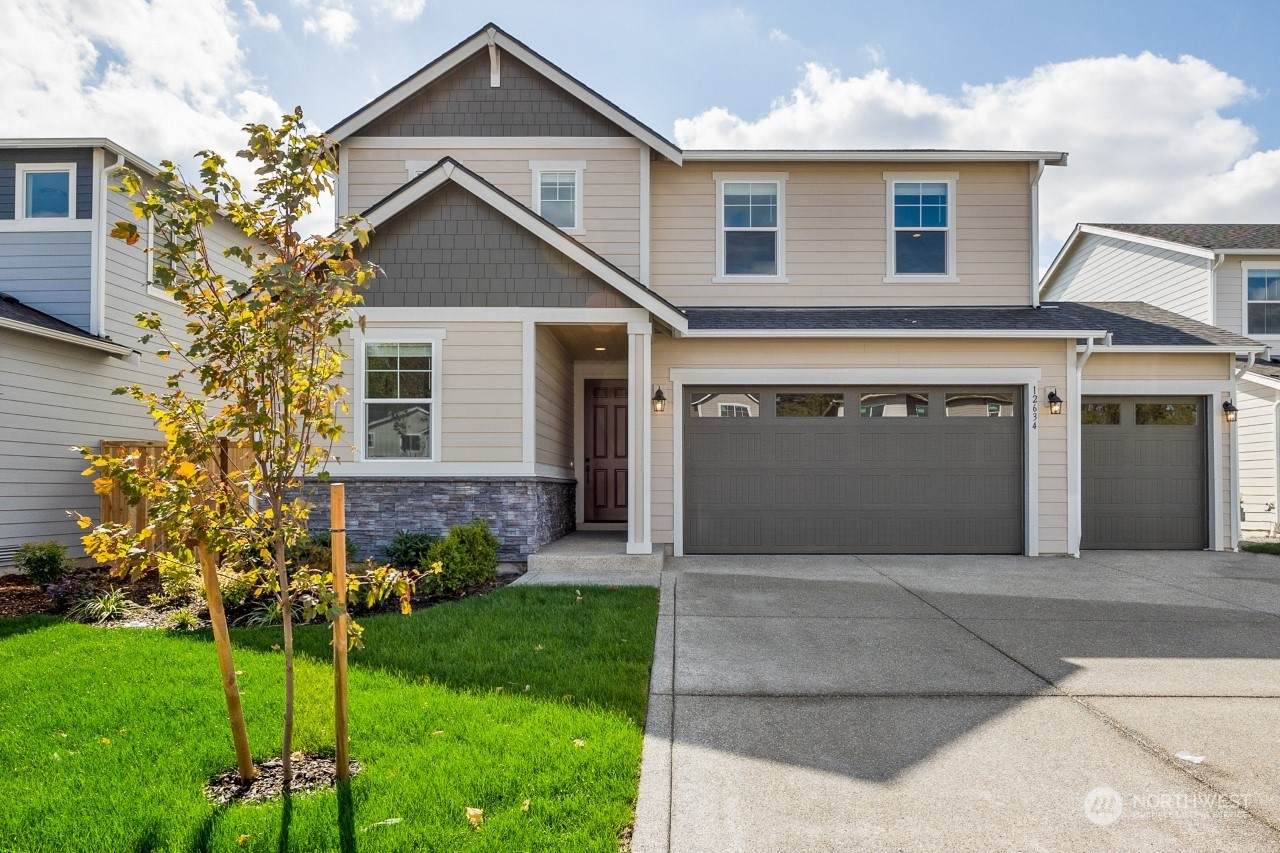 12634 176th Street - Photo 1