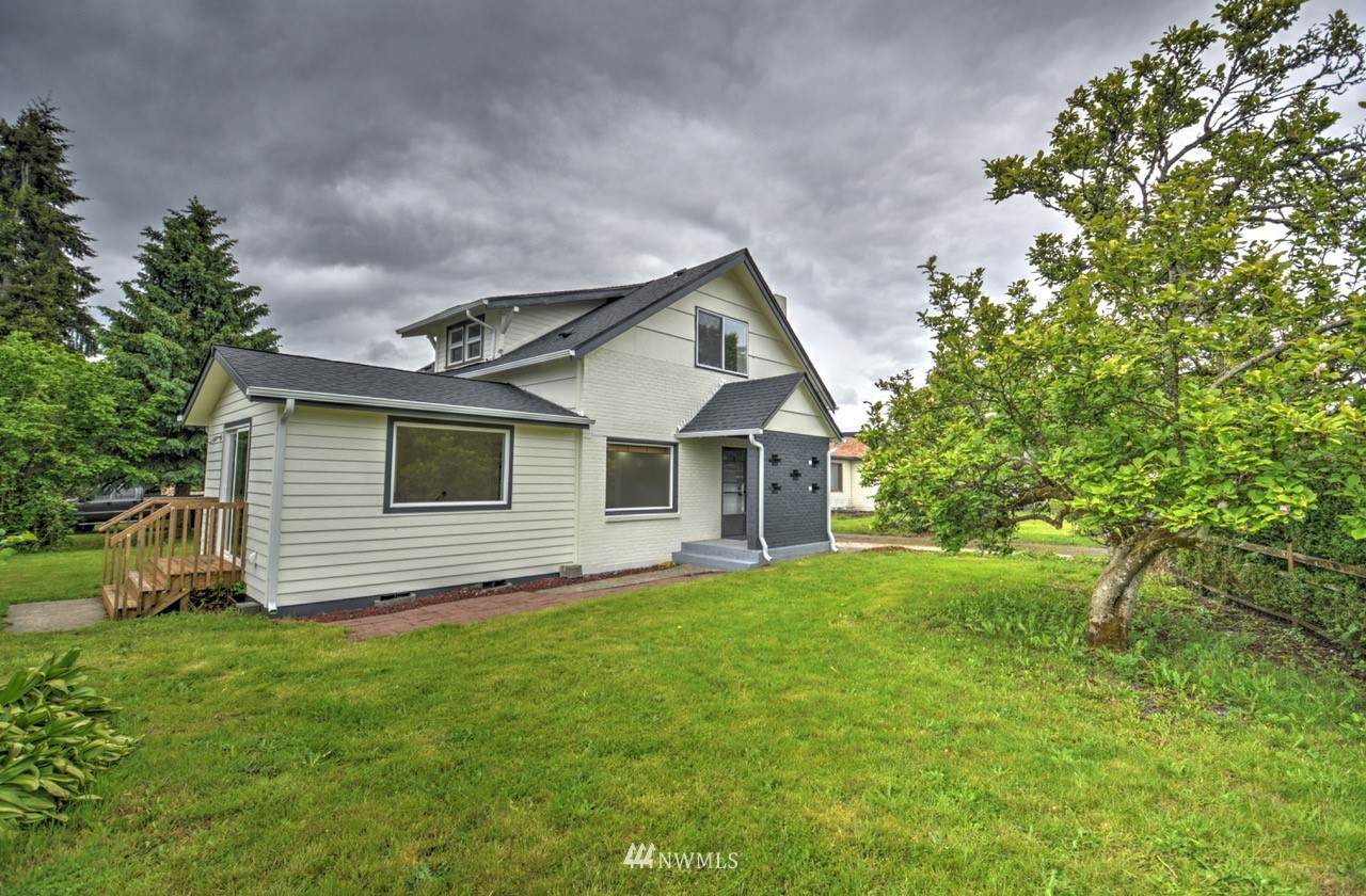 311 Tilley Avenue - Photo 1