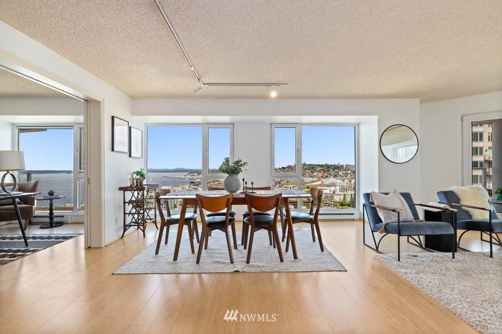 121 Vine Street - Photo 1
