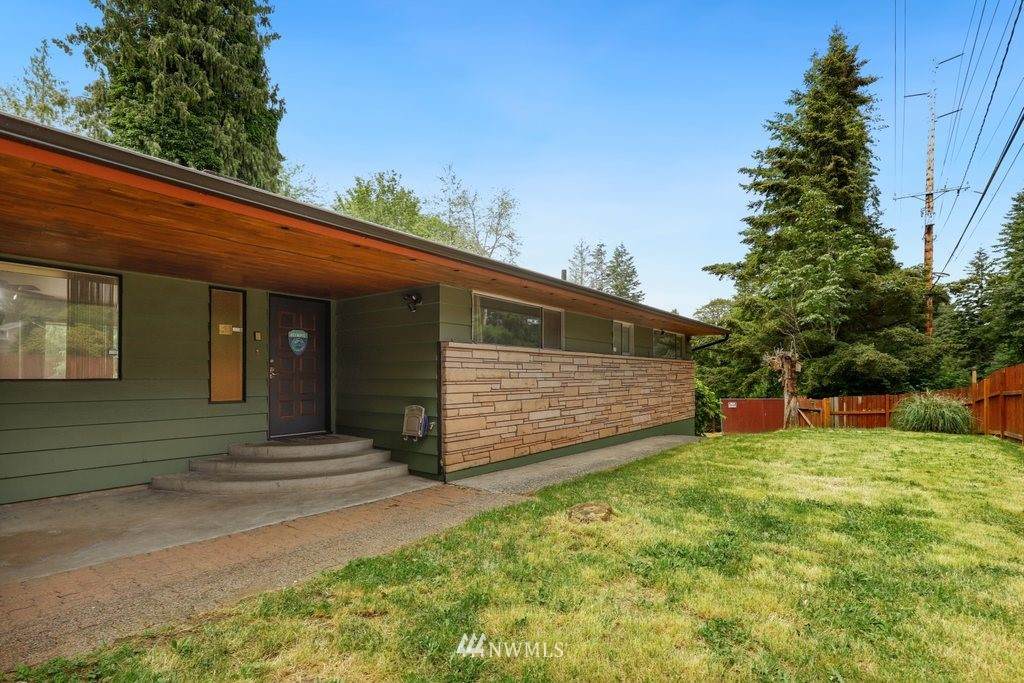 2469 Northlake Way - Photo 1