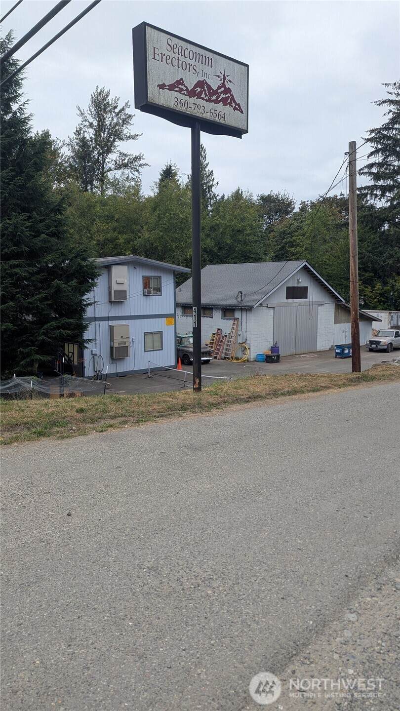 411 Highbank Road - Photo 1