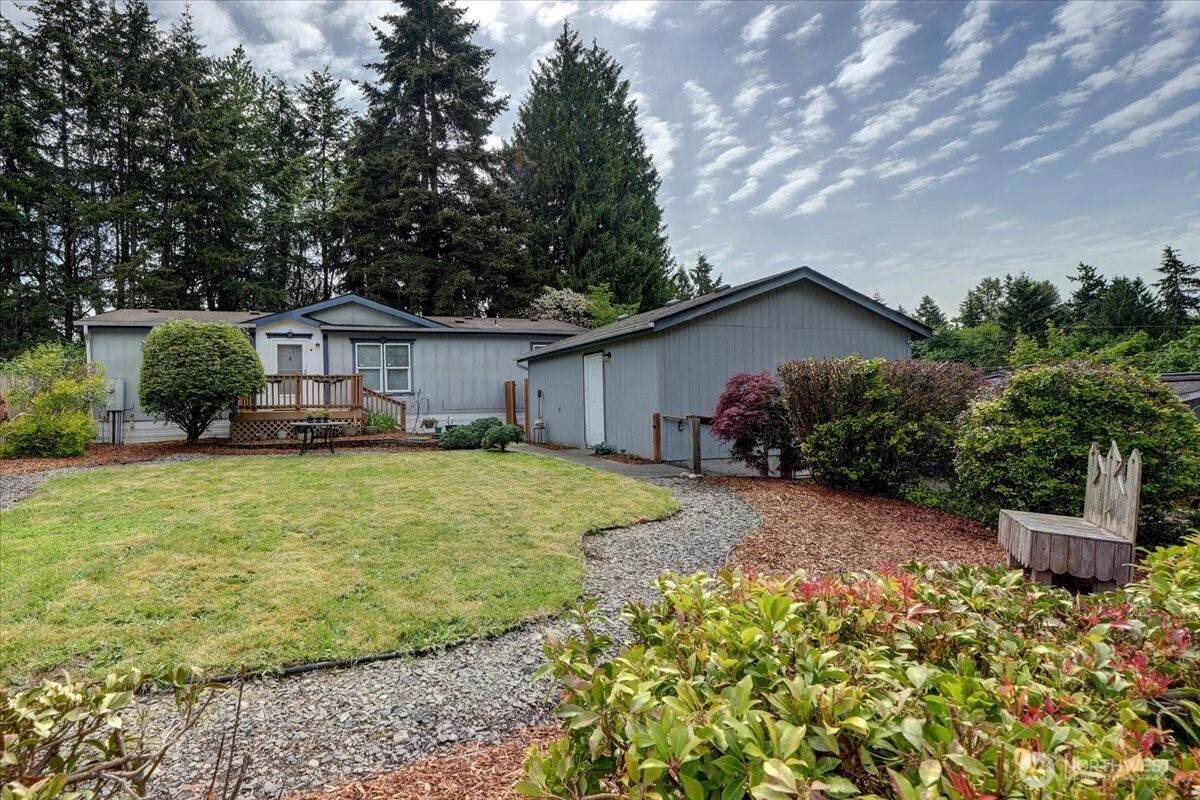 15605 79th Avenue - Photo 1