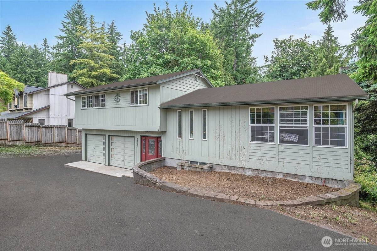 162 Monticello Drive - Photo 1