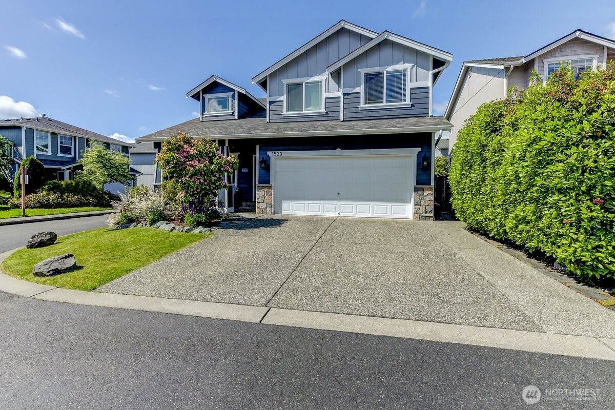 1523 151st Street - Photo 1