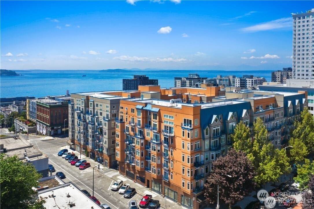 2414 1st Avenue - Photo 1