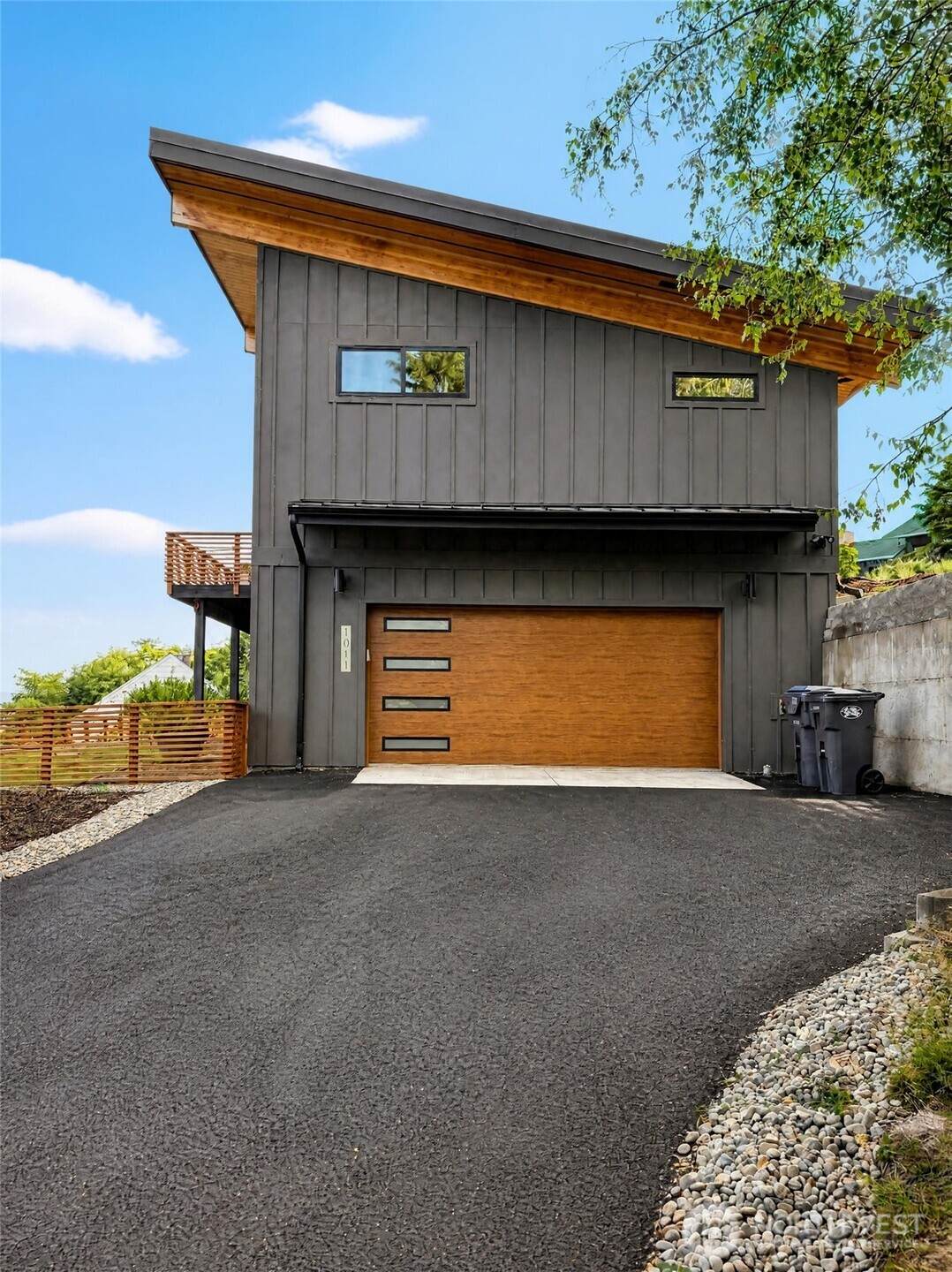 1011 Alden Road - Photo 1