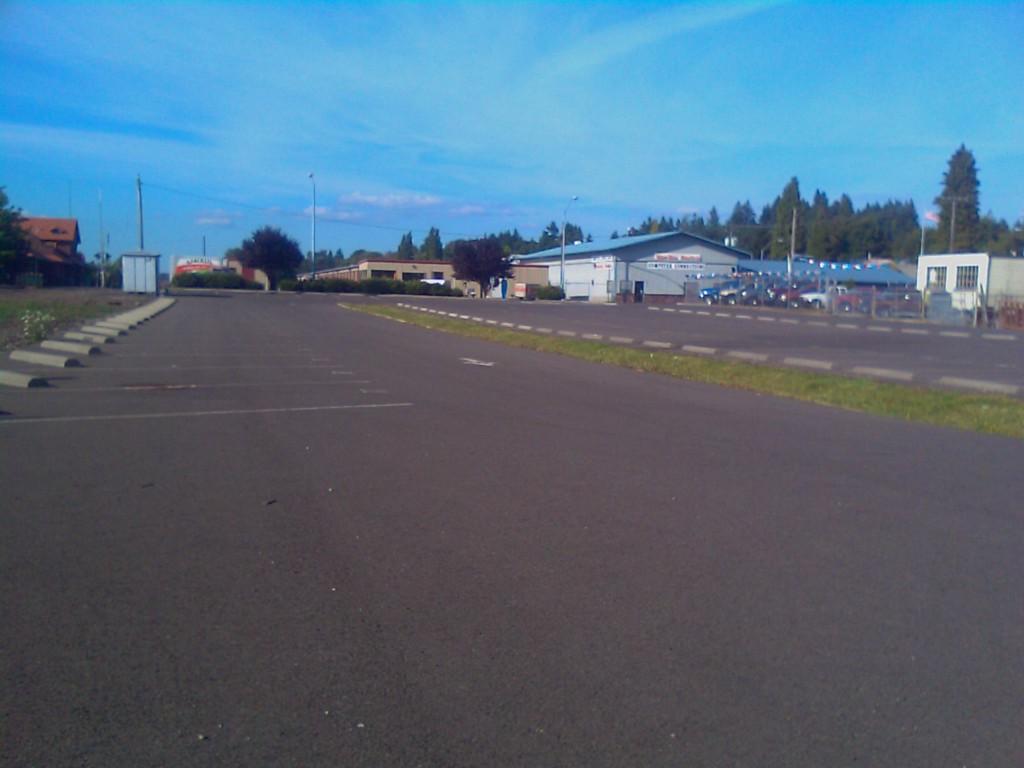 200 Main St - Photo 1