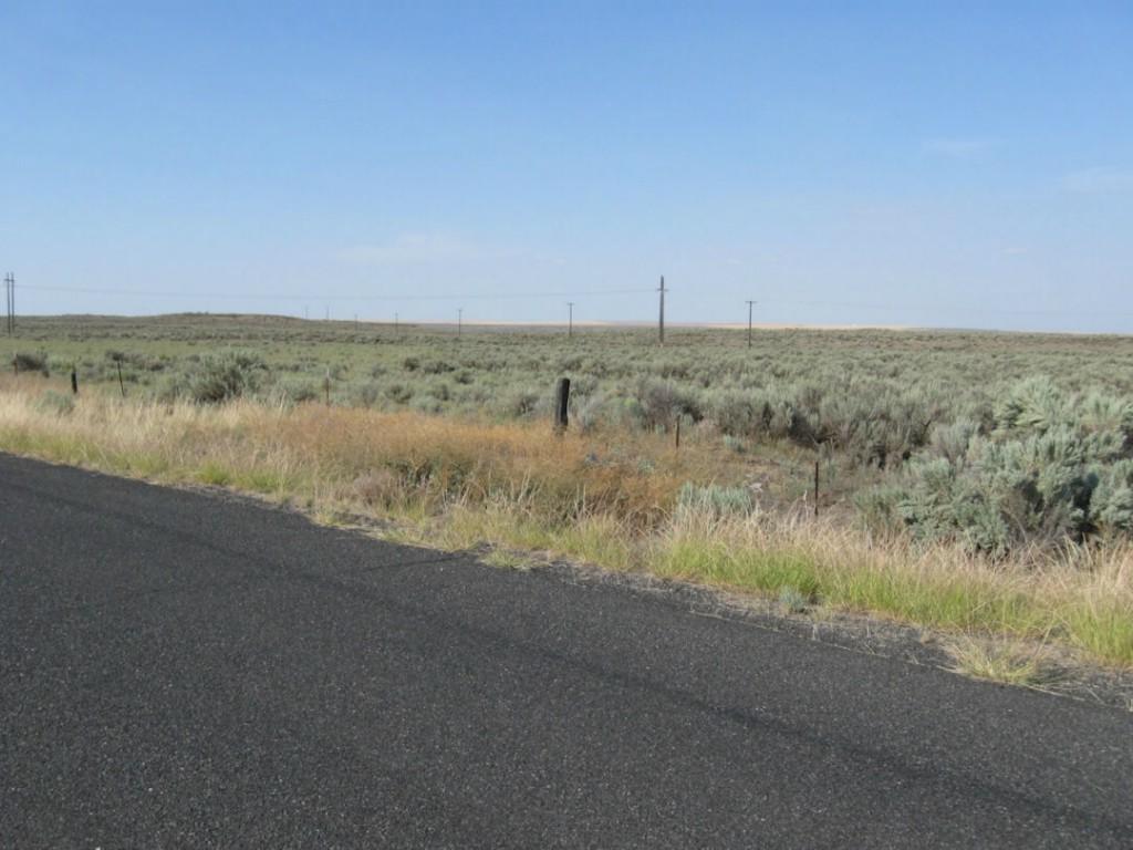 0 W Rd - Photo 1