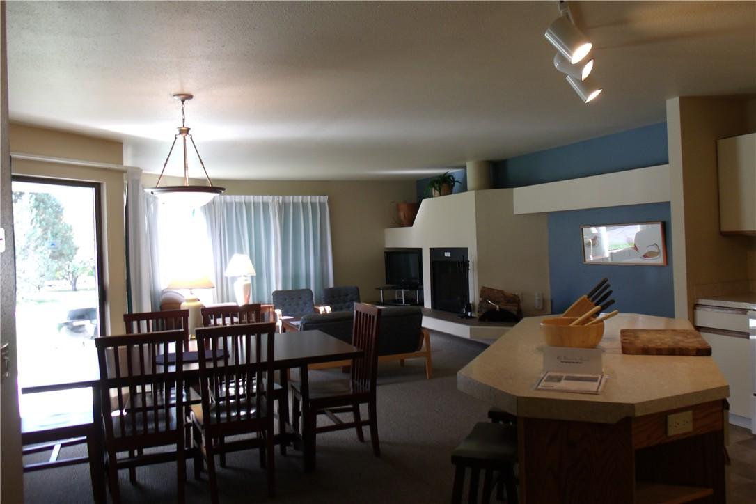 1 Lodge 604-E,F - Photo 1
