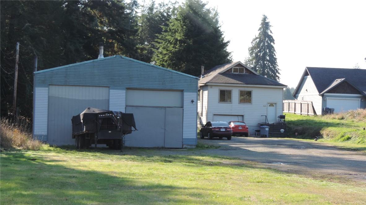5909 Olympic Hwy - Photo 1