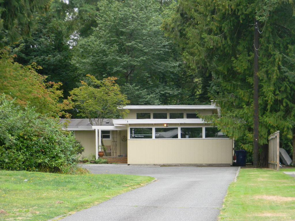 7810 56th Dr - Photo 1