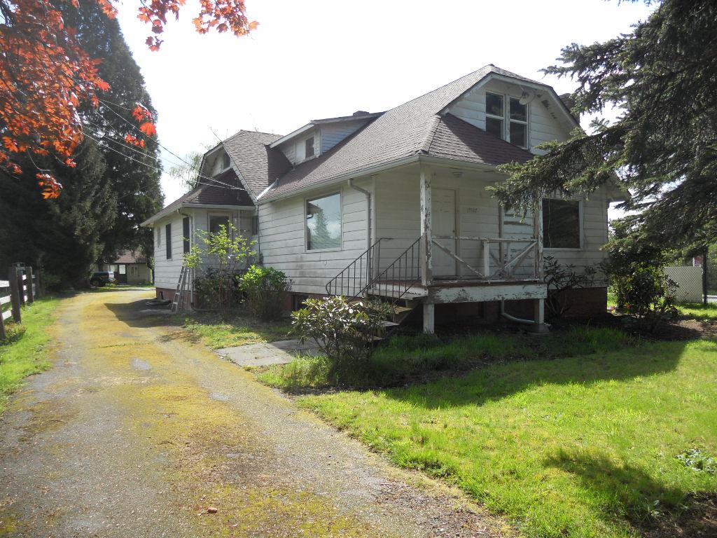 17927 35th Ave - Photo 1