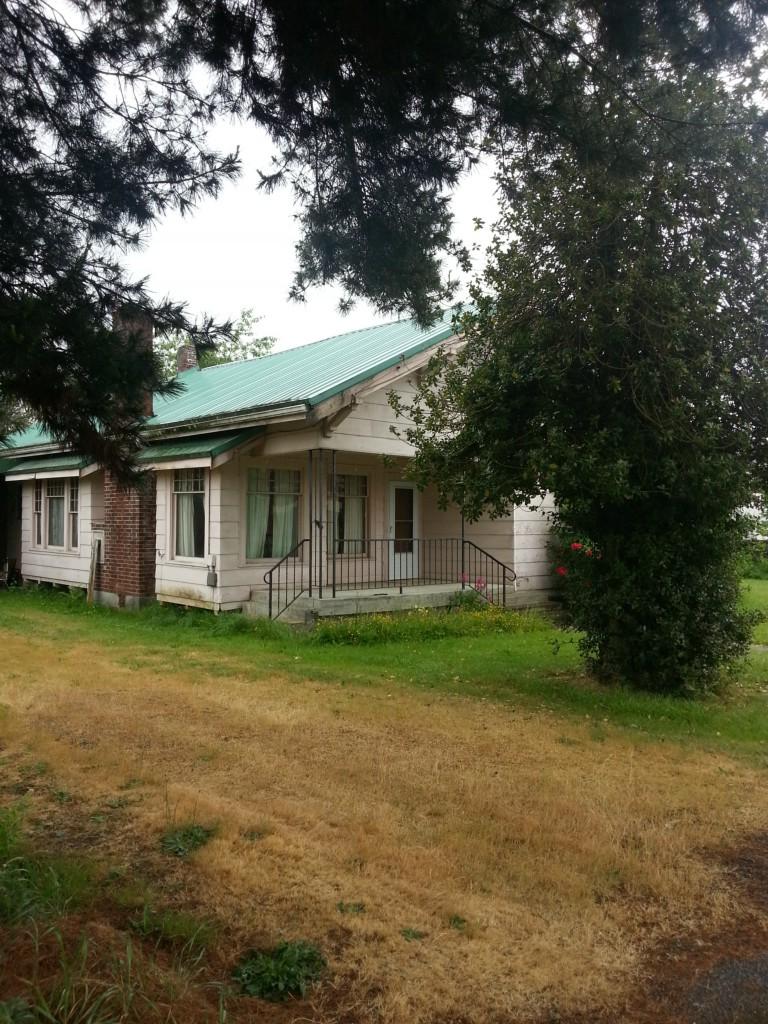 1524 Gold St - Photo 1