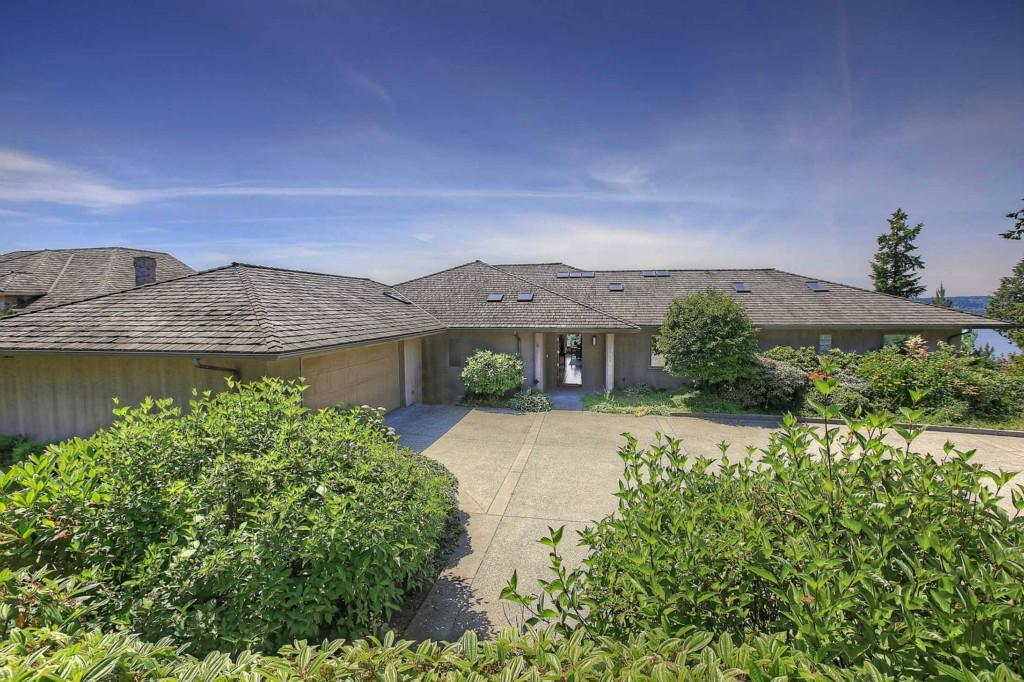 8404 Naketa Lane - Photo 1