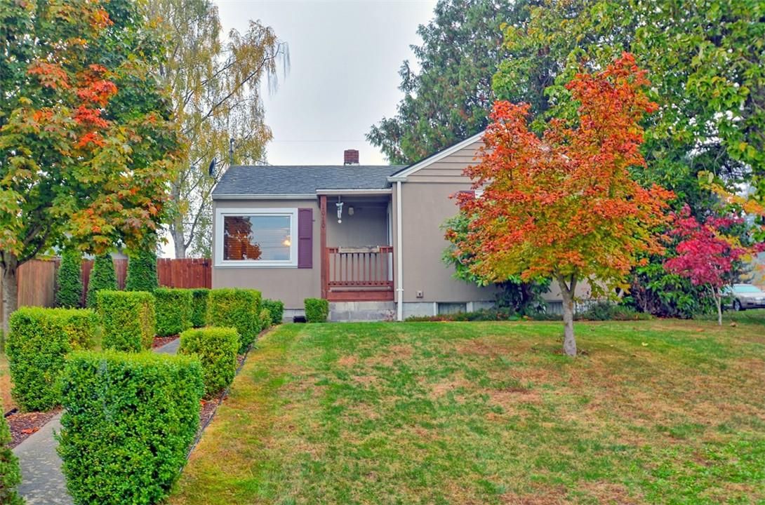 1010 Marine View Dr - Photo 1
