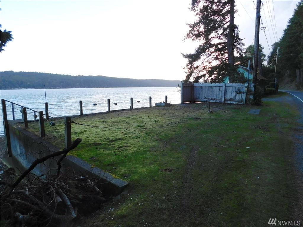 9461 North Shore Rd - Photo 1