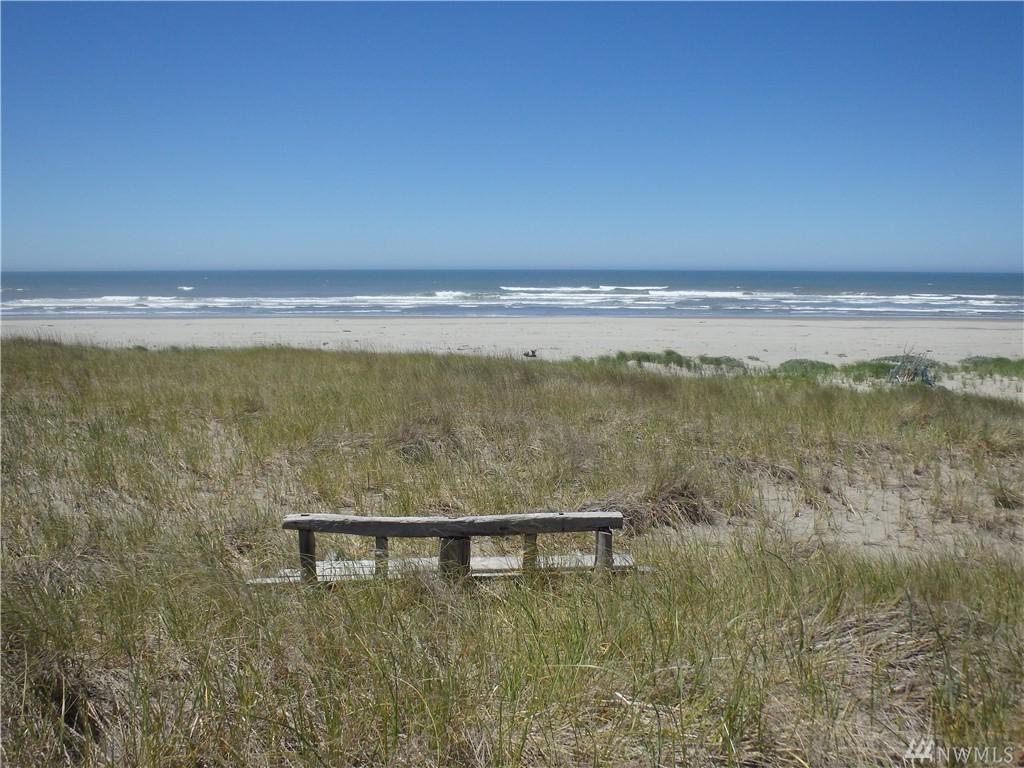 20005 Pacific Hwy - Photo 1