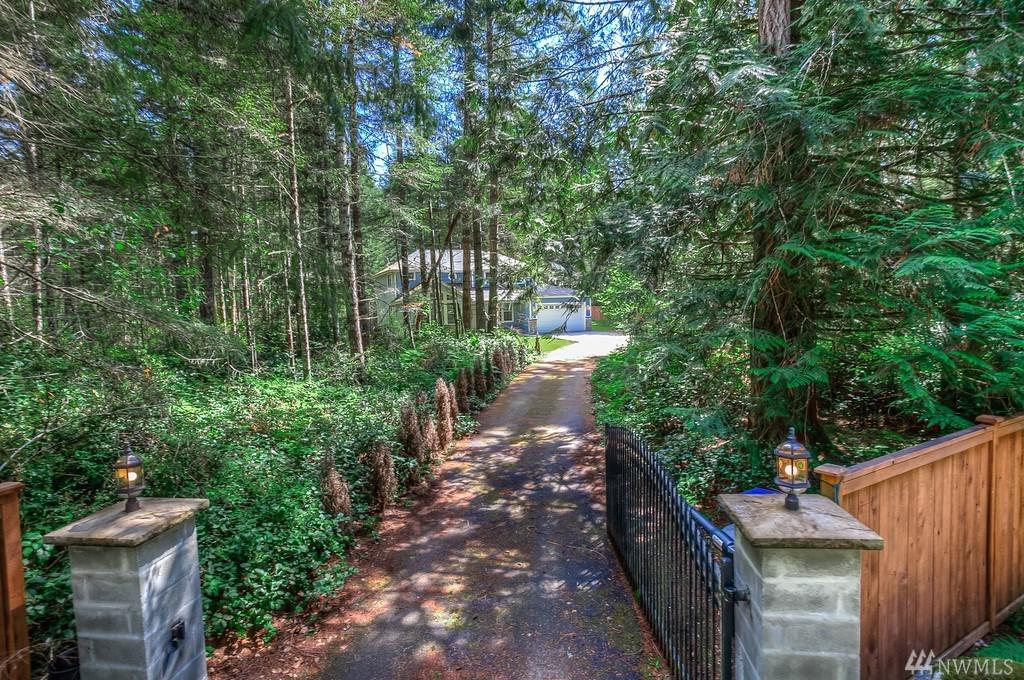 441 Burgundy Rd - Photo 1