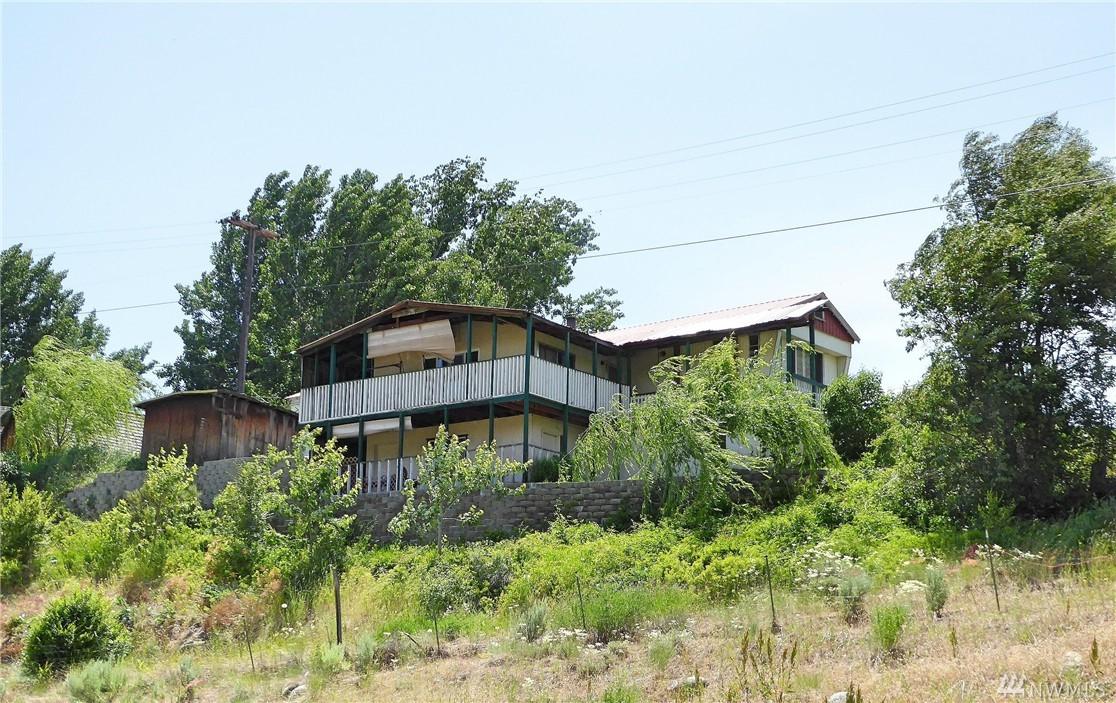 1108 Hwy 153 - Photo 1