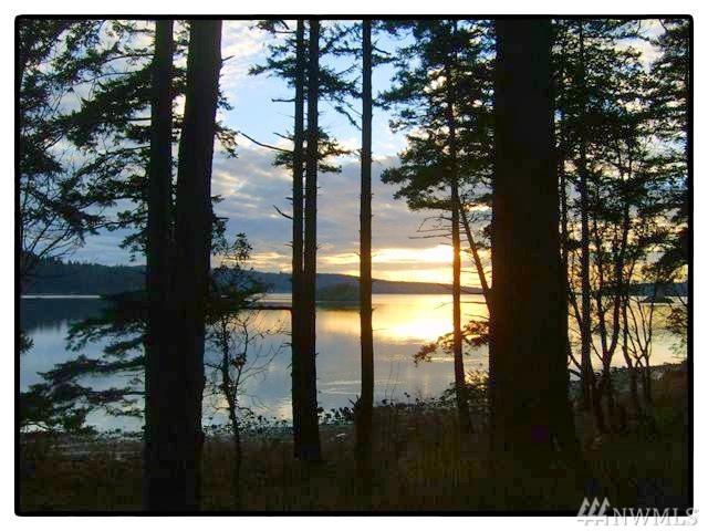 555 Klamath Dr - Photo 1