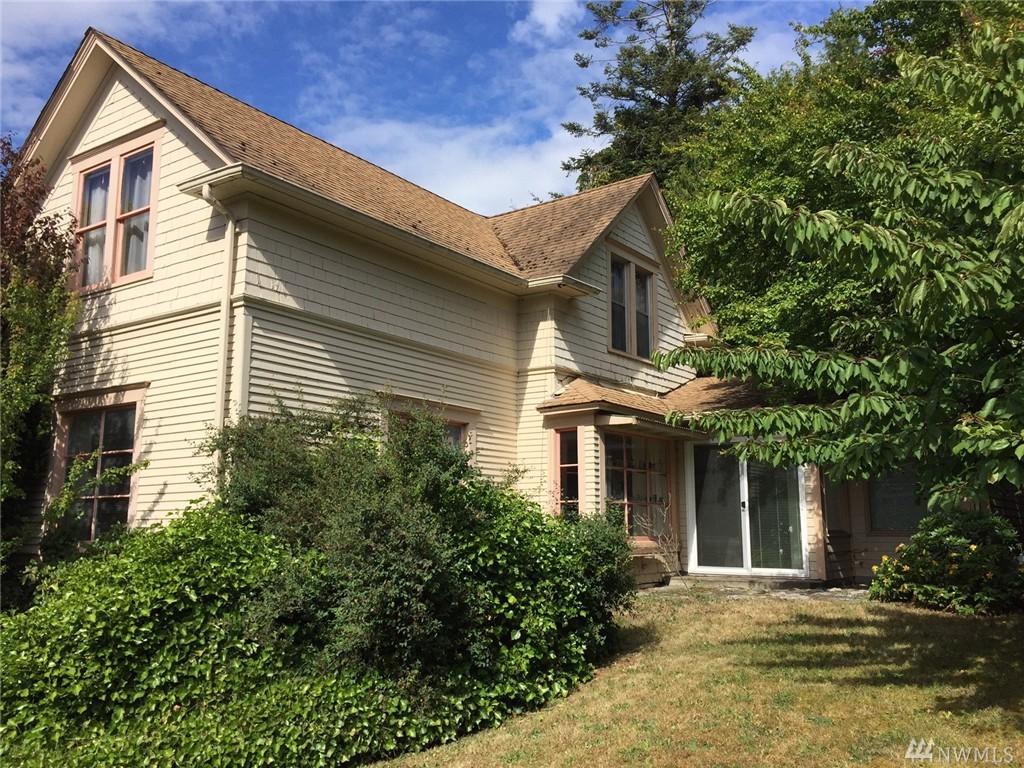 770 Argyle Ave - Photo 1