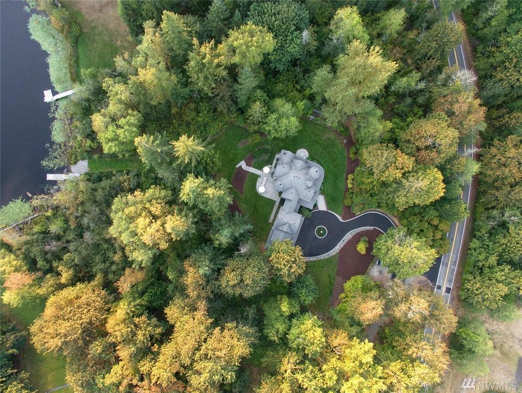 1501 Beaver Lake Dr - Photo 1