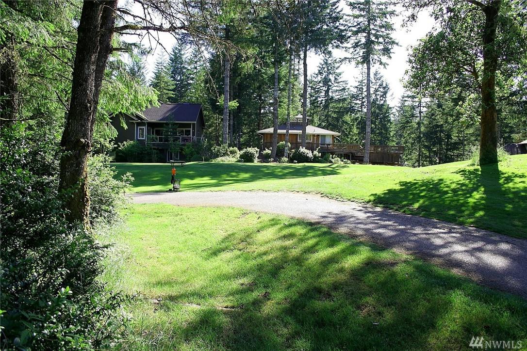 351 Michelle Dr - Photo 1