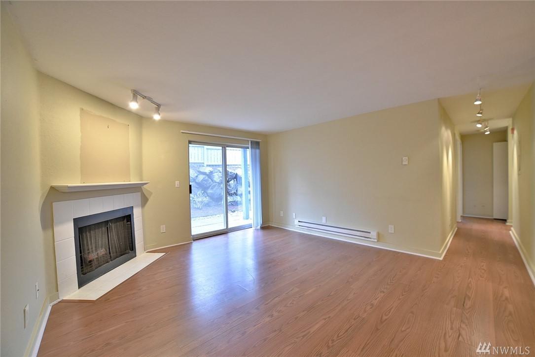 16817 Larch Wy - Photo 1