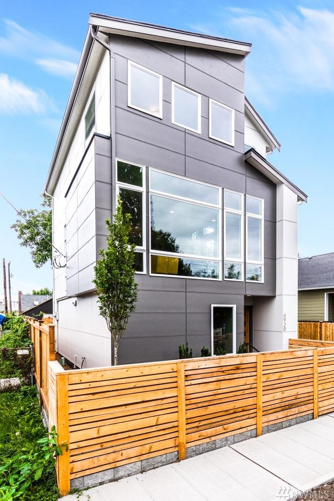 6920 Carleton Ave - Photo 1