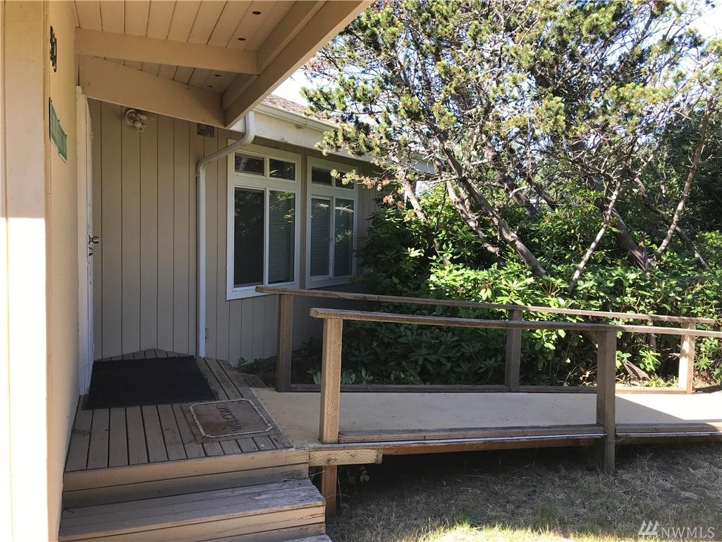 519 Inlet Ave - Photo 1