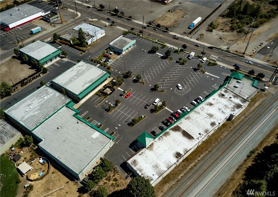 3865-- 3901 Steilacoom Blvd - Photo 1