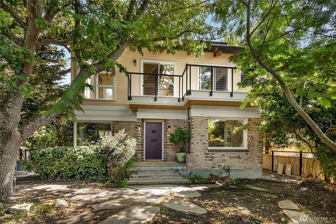4800 Beach Dr - Photo 1