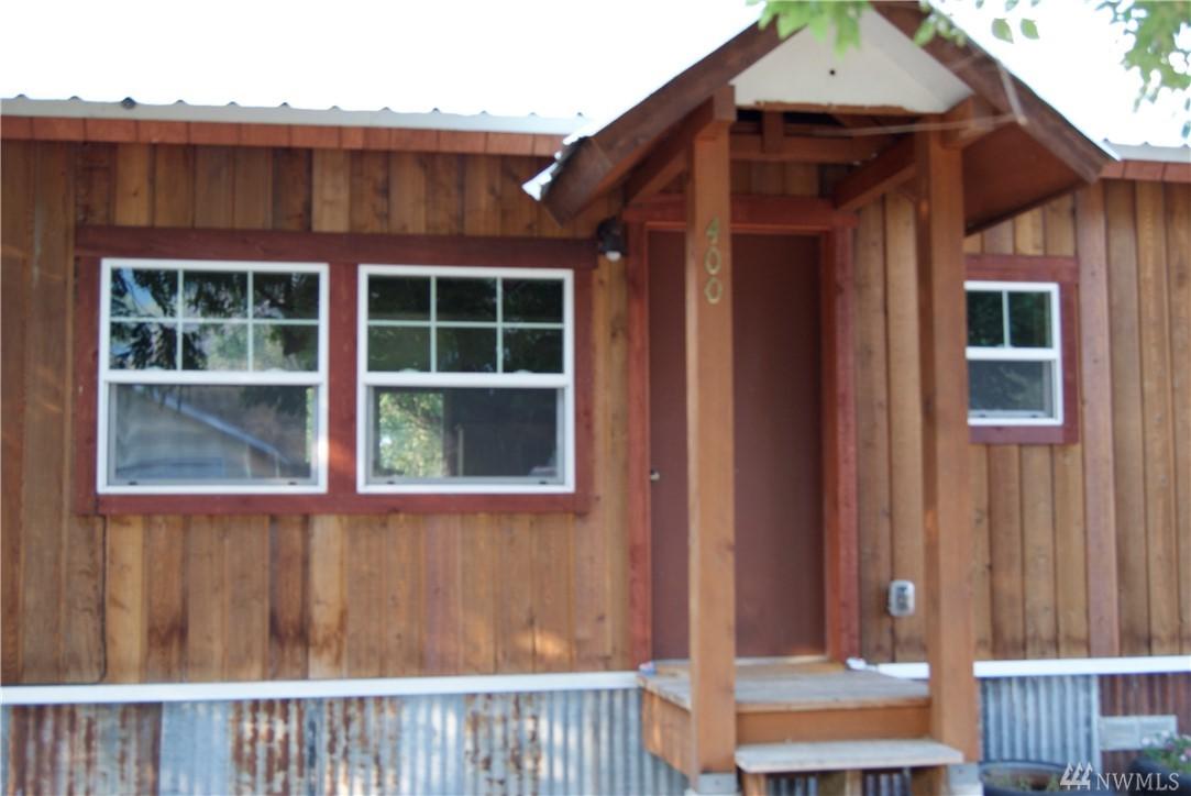 400 Twisp Ave - Photo 1