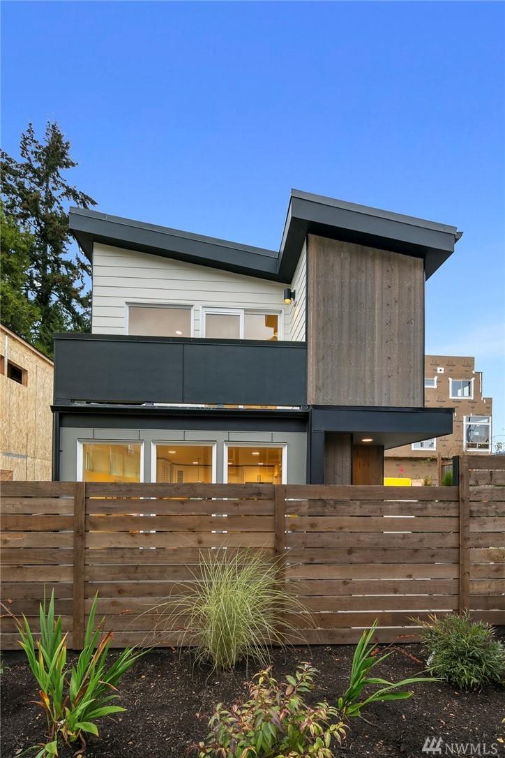 1842 Weller St - Photo 1
