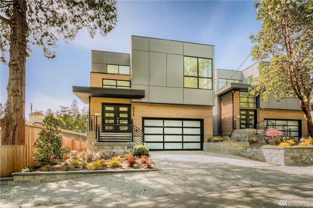 8023 46th Ave - Photo 1