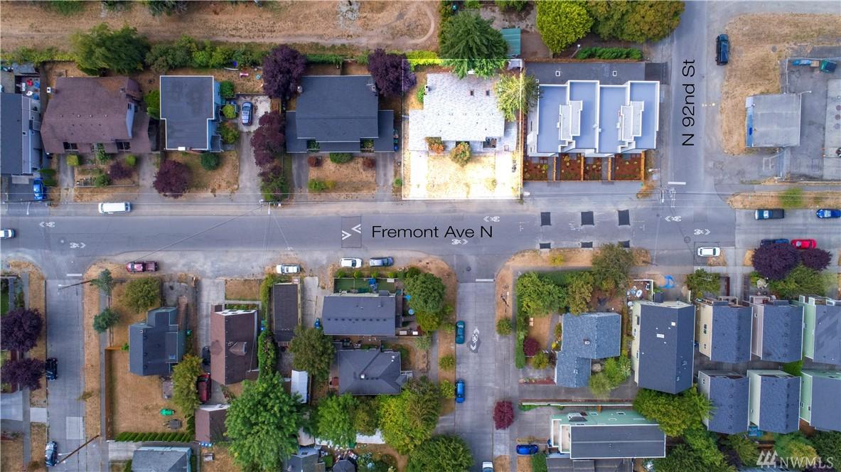 9047 Fremont Ave - Photo 1
