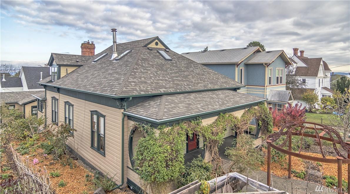 538 Adams St - Photo 1