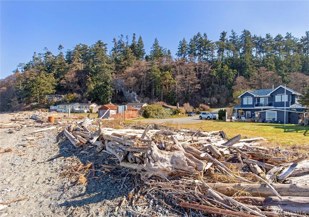 3516 Seashore Ave - Photo 1