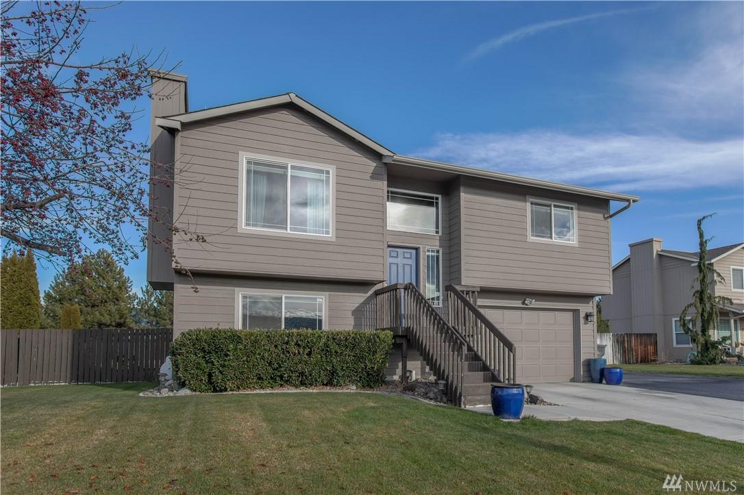 2306 Fancher Field Rd - Photo 1
