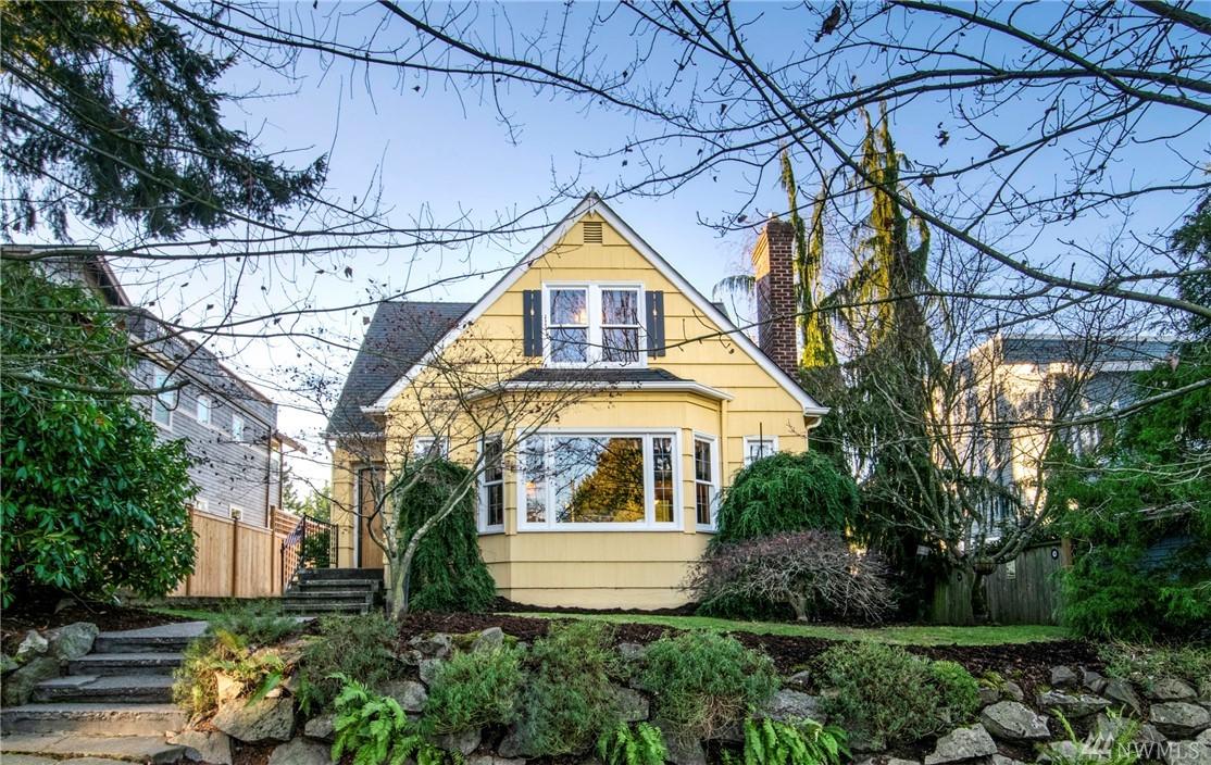 6521 37th Ave - Photo 1