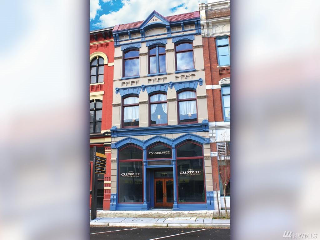 732 Pacific Ave - Photo 1