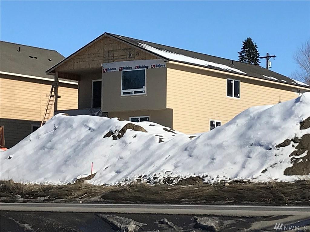 1529 Anne Ave - Photo 1